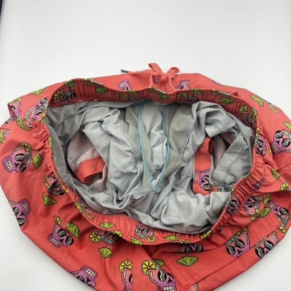 SAXX Men's Oh Buoy 2-in-1 Coral Skull Cocktail Print Swim Trunks Size Large